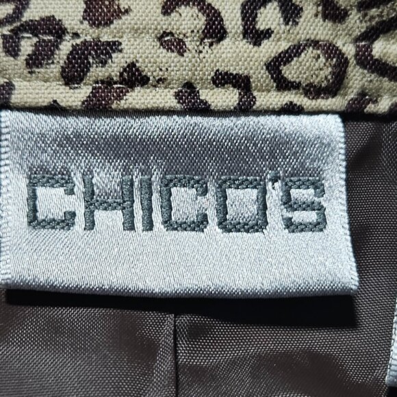 Chicos Animal Print Button Up Fashion Jacket Womens Size 12 Leopard Accents - Picture 4 of 5